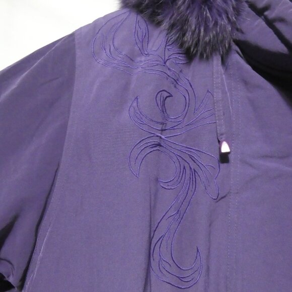 LAURA PETITES | large | Long Purple Winter Coat with Faux Fur Collar | GUC - Picture 7 of 16